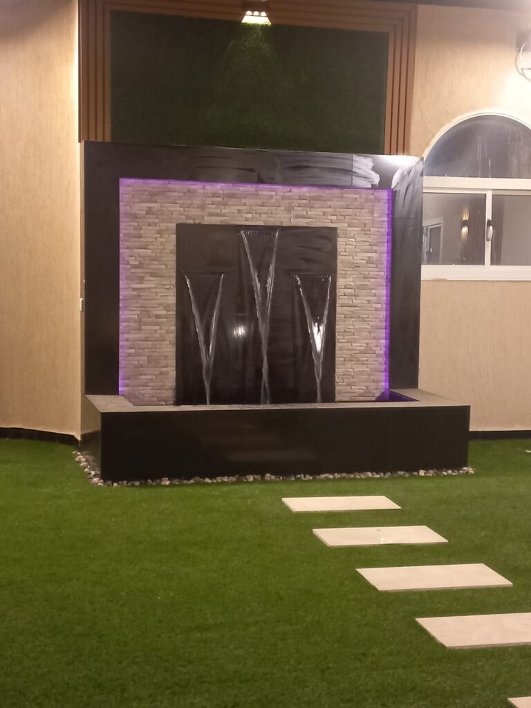 شلالات ونوافير لحديقة صغيرة في الخبر