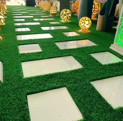 استخدام الإضاءة الخارجية لتحسين  جمال الحدائق في الخبر