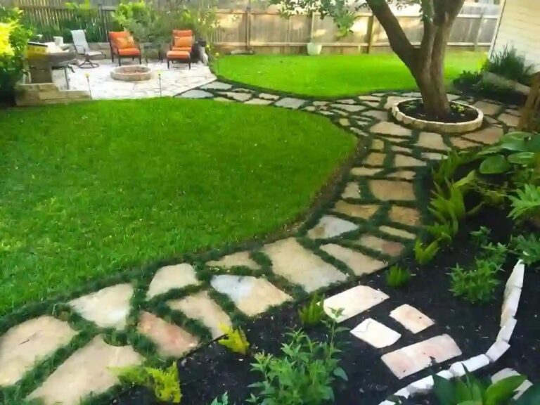 عمل ممرات حديقة باستخدام الحجر والخشب